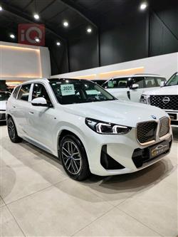 بي ام دبليو iX1